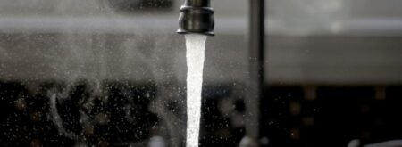 TOPRAISAR: Din cauza unei avarii, RAJA va întrerupe furnizarea apei potabile