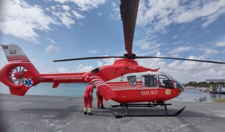 UPDATE/ Persoana care a fost scoasă inconștientă din mare, la Vama Veche, a murit - elicoptersmurd-1694351199.jpg