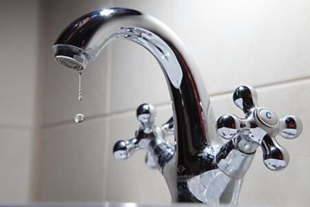 Consumatorii din localitățile Culmea, Oituz și Mihail Kogălniceanu au rămas fără apă potabilă - faraapa-1708000492.jpg